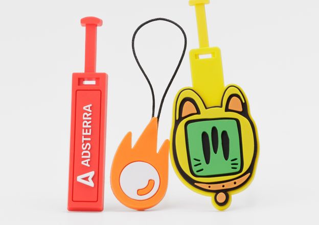 Branding design: silicon pullers